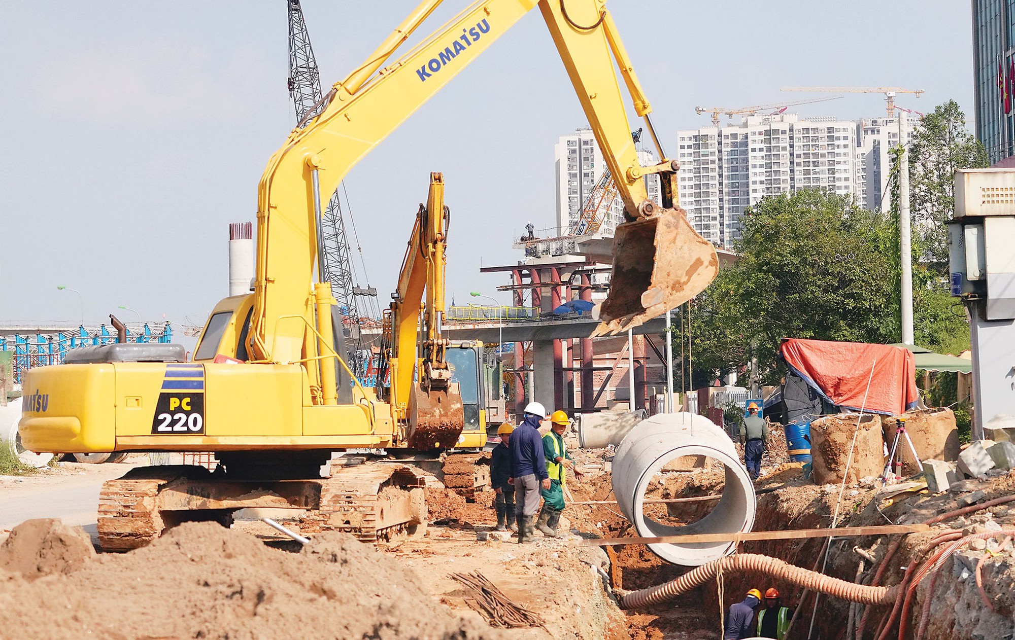 Tích cực thi công nút giao Vành đai 3,5 - Đại lộ Thăng Long- Ảnh 5.