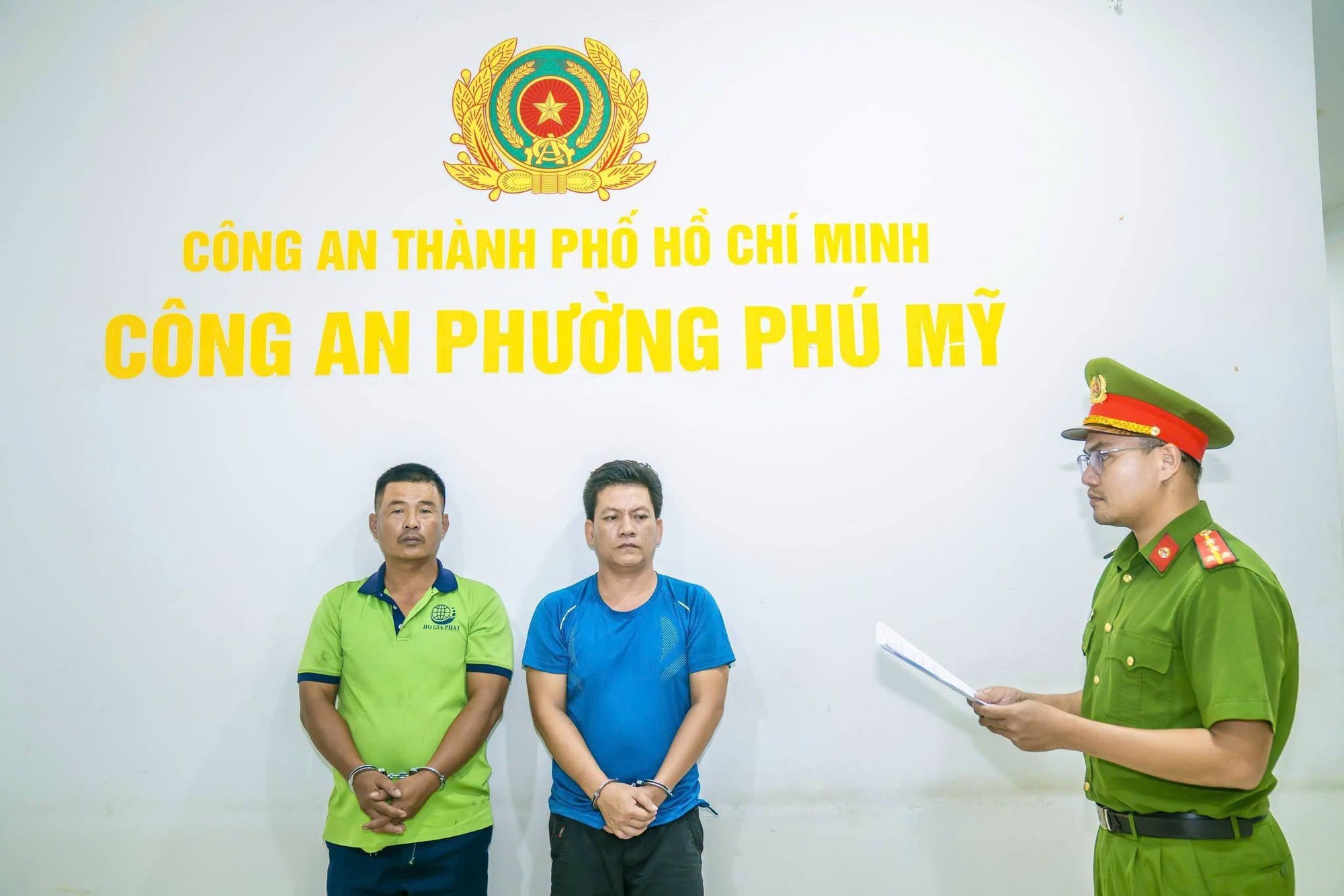 Tạm giữ 2 tài xế xe đầu kéo Nguyễn Hữu Long và Hồ Văn Hòa- Ảnh 2.