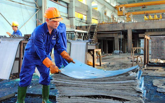 Giá bán một loại hóa chất tăng 259%, công ty con của doanh nghiệp khai thác vàng lớn nhất Việt Nam báo lãi gấp 4 lần