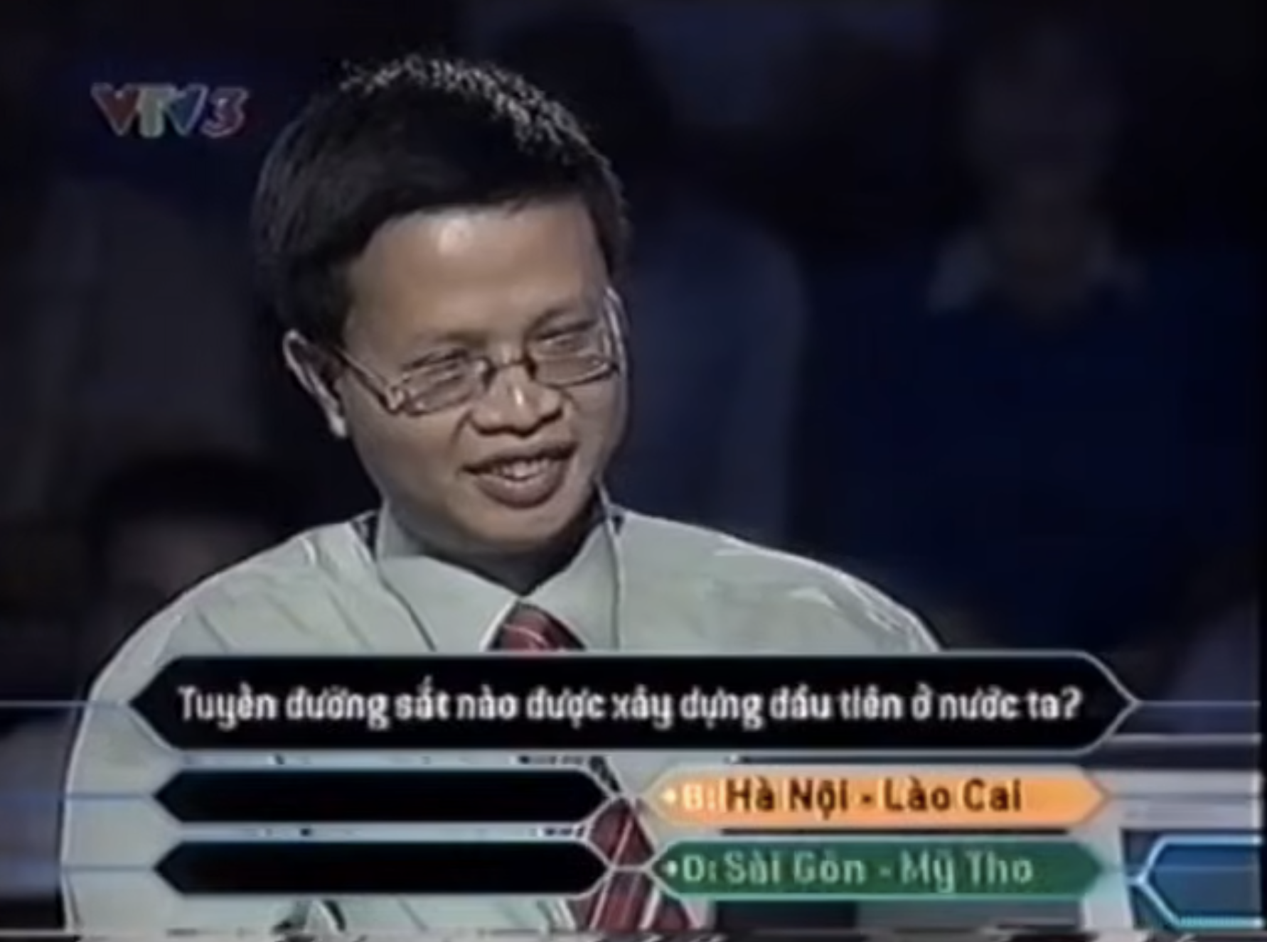 Người chơi đầu tiên trong lịch sử Ai Là Triệu Phú mang về số tiền thưởng là bao nhiêu? - Ảnh 1.