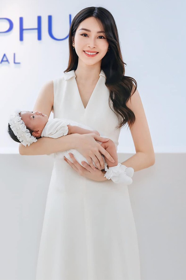 Con gái út của Hoa hậu Đặng Thu Thảo hiếm hoi lên sóng, vẻ ngoài xinh đẹp khiến dân tình trầm trồ- Ảnh 5.