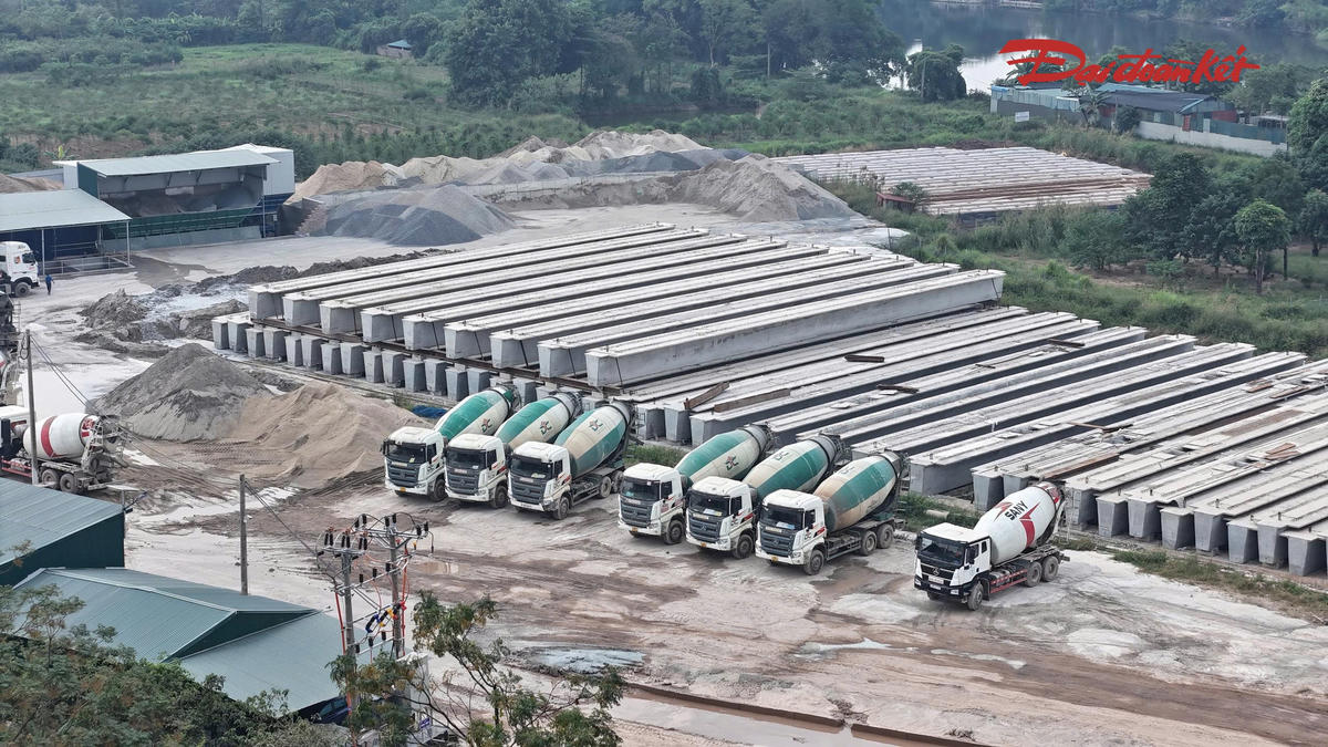 Cầu Thượng Cát sau một năm thi công: Ba trụ tháp dần thành hình giữa sông Hồng- Ảnh 10.