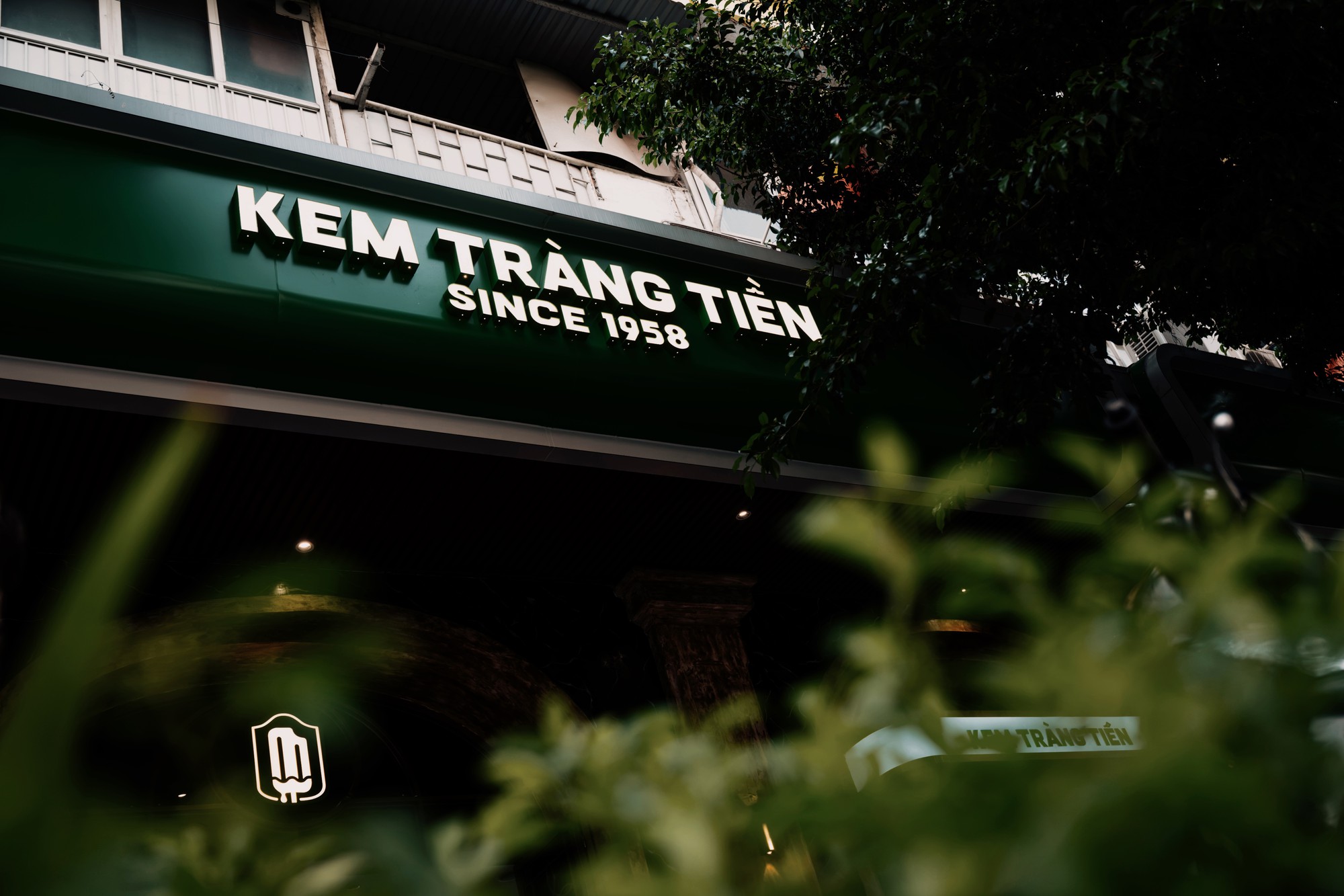 Việt Nam có 1 hàng kem bình dân được nữ Thủ tướng nước giàu bậc nhất thế giới tự mua cho cả đoàn, người giữ công thức từng chỉ học làm kem đúng 1 tháng- Ảnh 9.