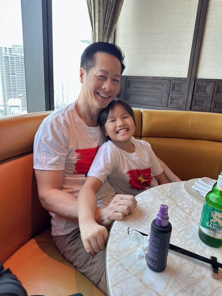 Phan Như Thảo lấy chồng đại gia hơn 26 tuổi, con gái sở hữu đôi chân dài, gương mặt giống ba y đúc- Ảnh 7.