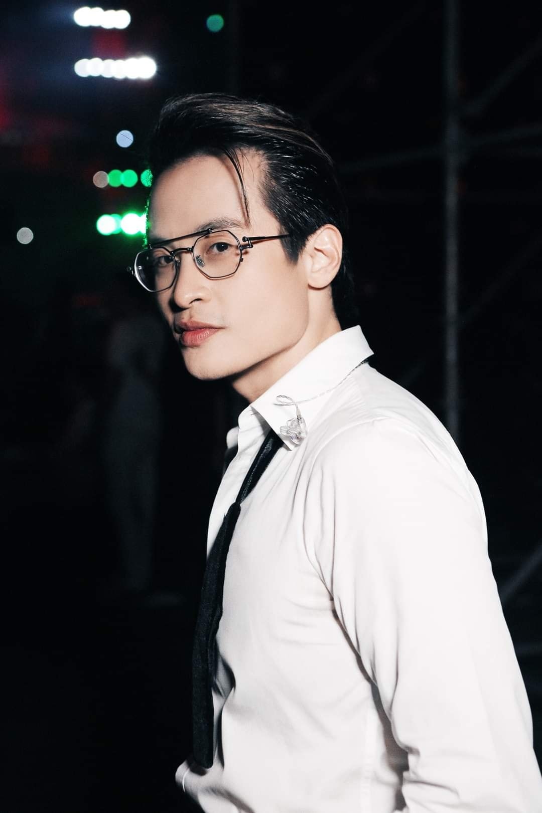 Hà Anh Tuấn làm gì ở rạp xiếc thế này? - Ảnh 6.