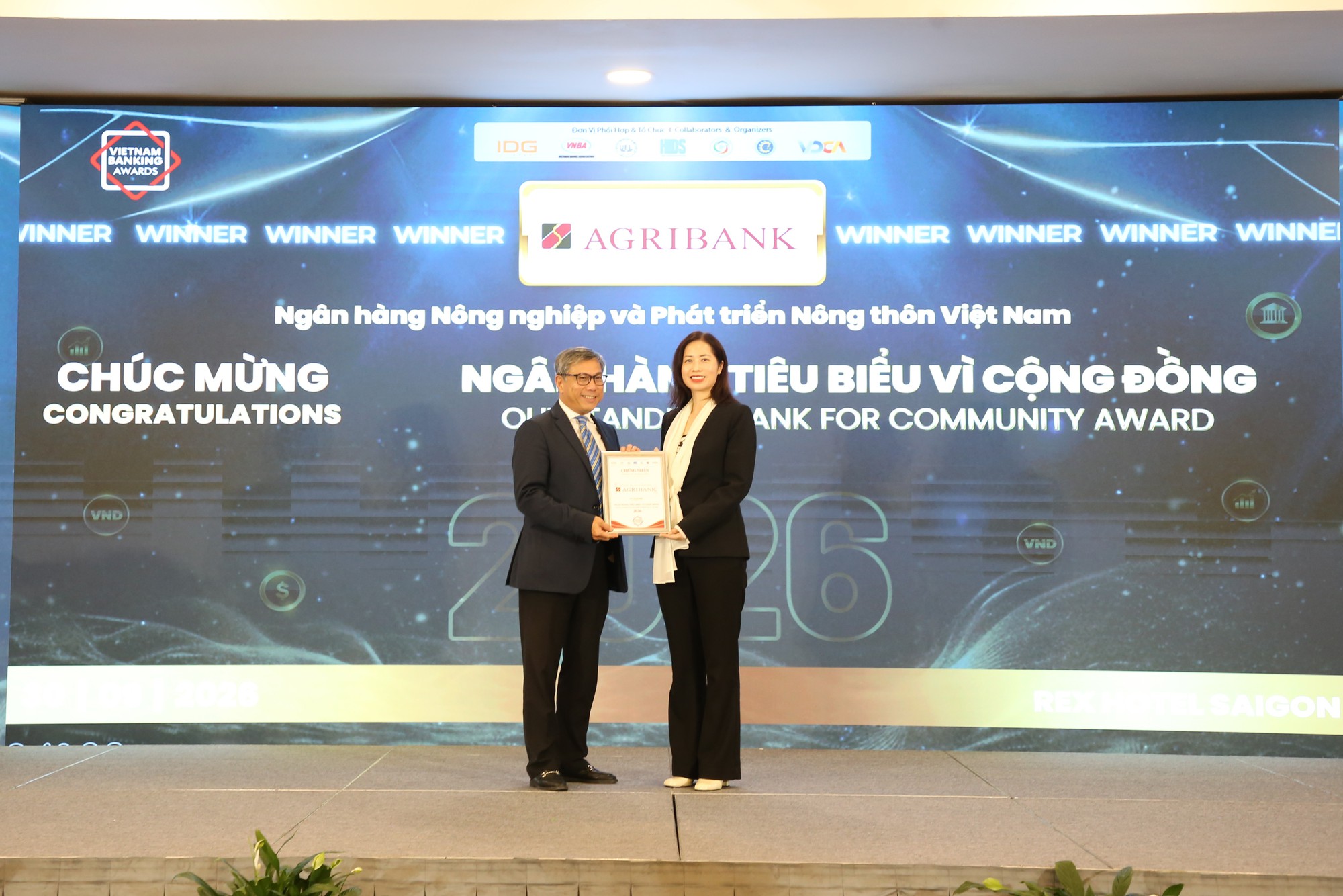 Agribank được vinh danh 3 giải thưởng Ngân hàng Việt Nam tiêu biểu 2026 - Ảnh 2. Agribank được vinh danh 3 giải thưởng Ngân hàng Việt Nam tiêu biểu 2026 - Ảnh 2.