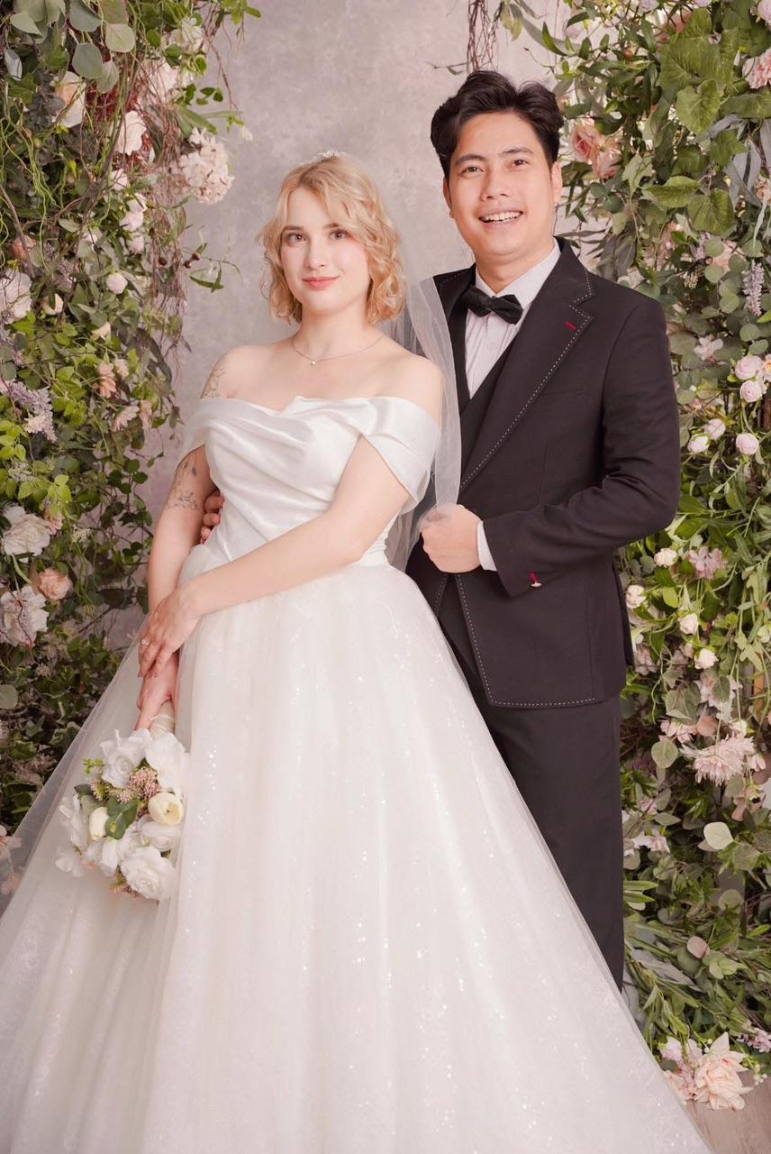 Cô gái Nga phải lòng sếp người Việt chỉ sau vài ngày, mẹ chồng nàng dâu mâu thuẫn nảy lửa vì 1 chuyện- Ảnh 2.
