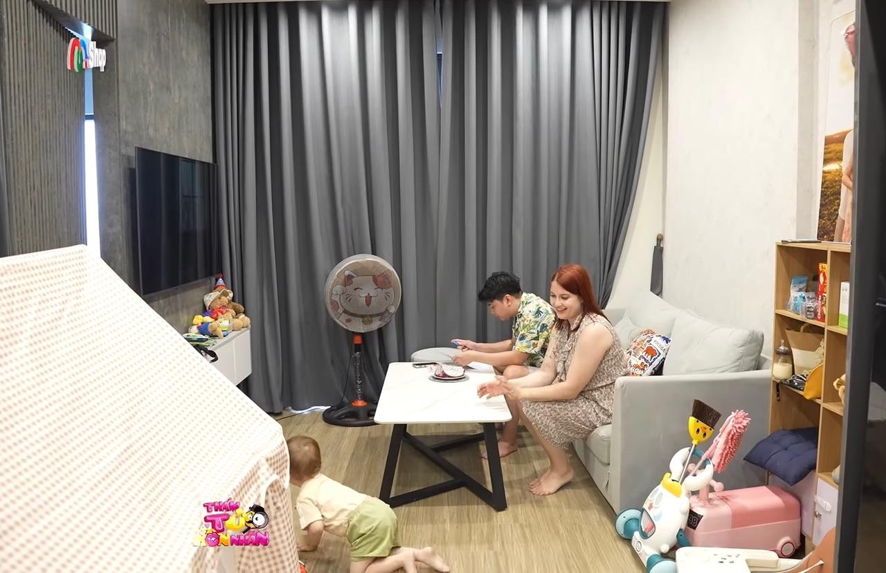 Cô gái Nga phải lòng sếp người Việt chỉ sau vài ngày, mẹ chồng nàng dâu mâu thuẫn nảy lửa vì 1 chuyện- Ảnh 3.