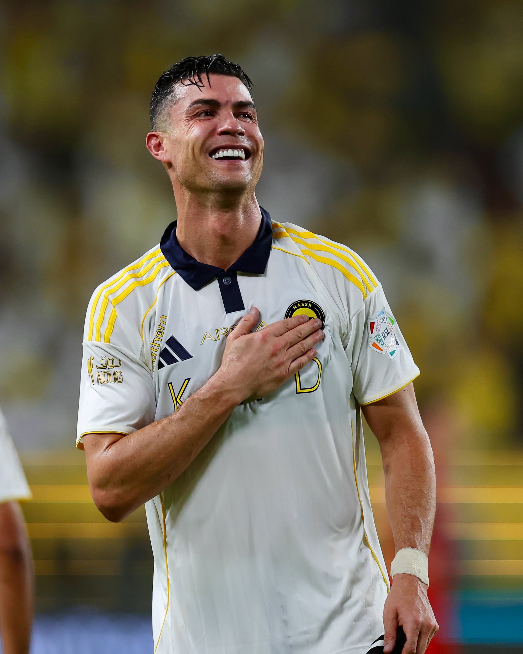 Không chỉ làm "công ăn lương", Ronaldo vung tiền mua cổ phần Al Nassr? - Ảnh 1.