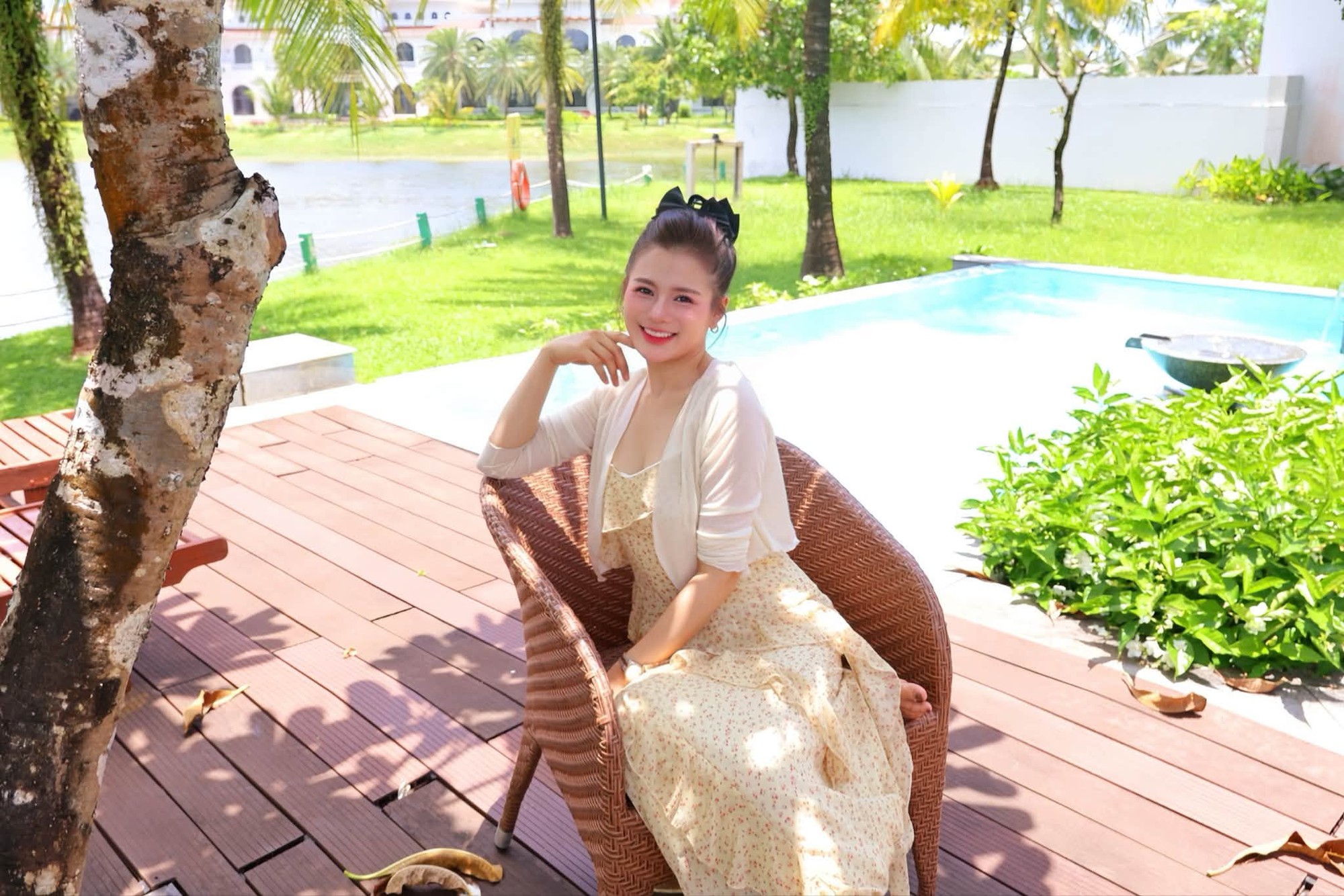 Hơn 3 triệu người vỡ òa khi lần đầu nghe giọng Thanh Hóa trên phim Việt giờ vàng, diễn viên duyên dáng biết để đâu cho hết - Ảnh 4.