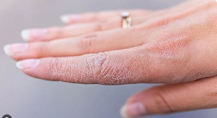 Cách biến muối và kem đánh răng thành chất tẩy rửa cực kỳ hiệu quả - Ảnh 1.