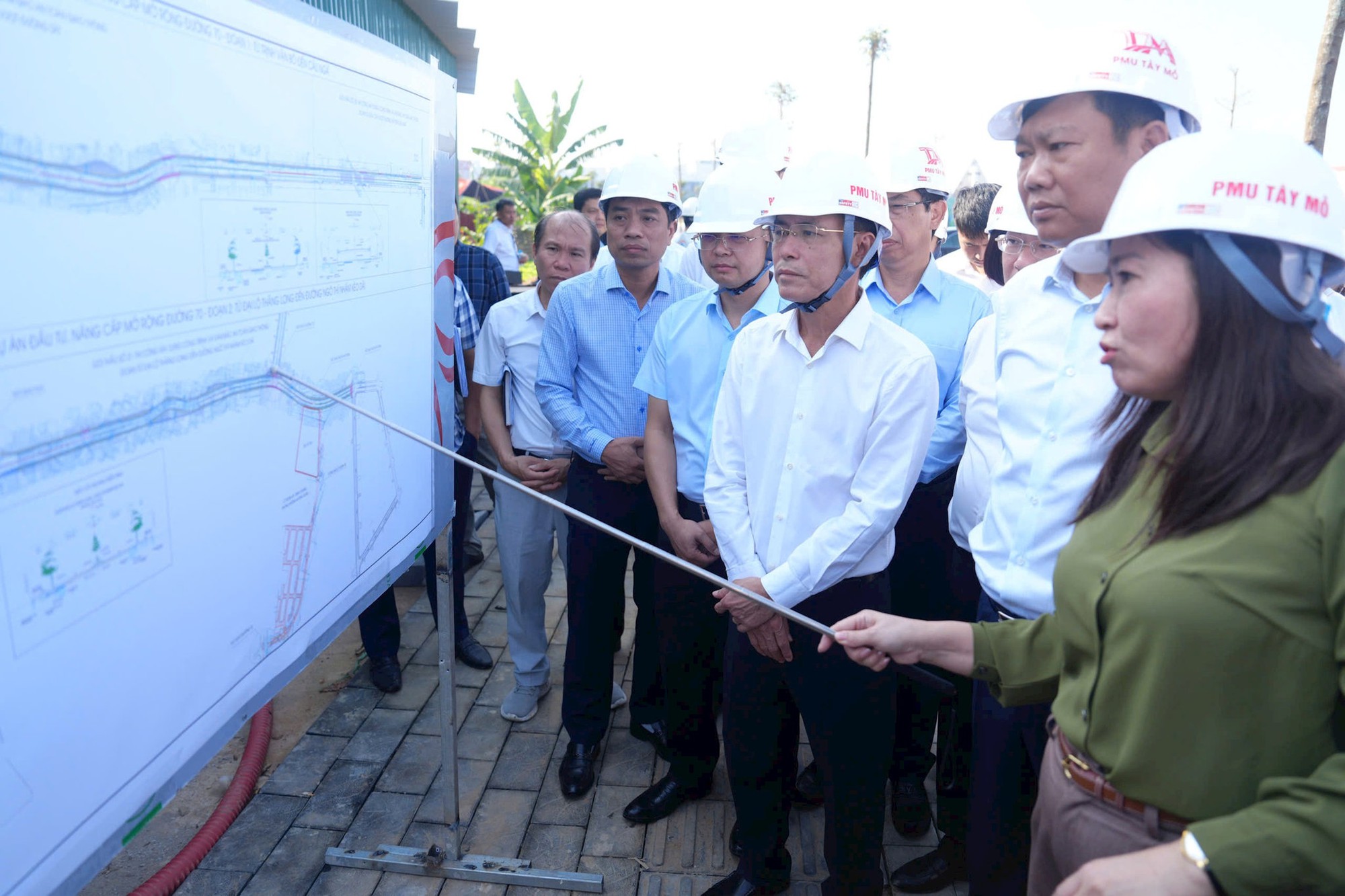 Hà Nội thúc tiến độ 3 dự án giao thông trọng điểm  - Ảnh 2.