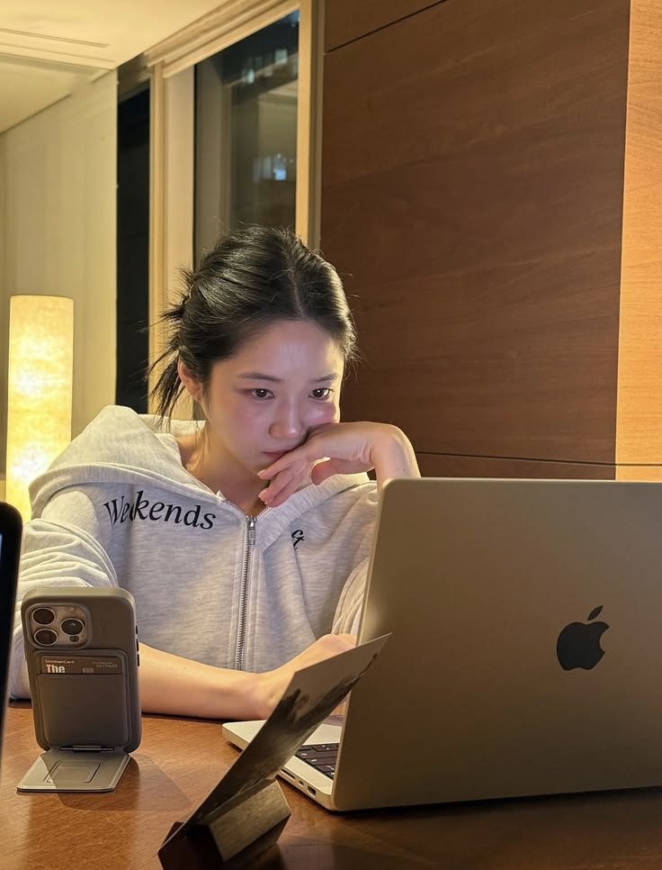 Lương 4,07 triệu đồng/tháng, thuê nhà ở ghép cho rẻ vẫn tốn hơn 5 triệu/người- Ảnh 2.