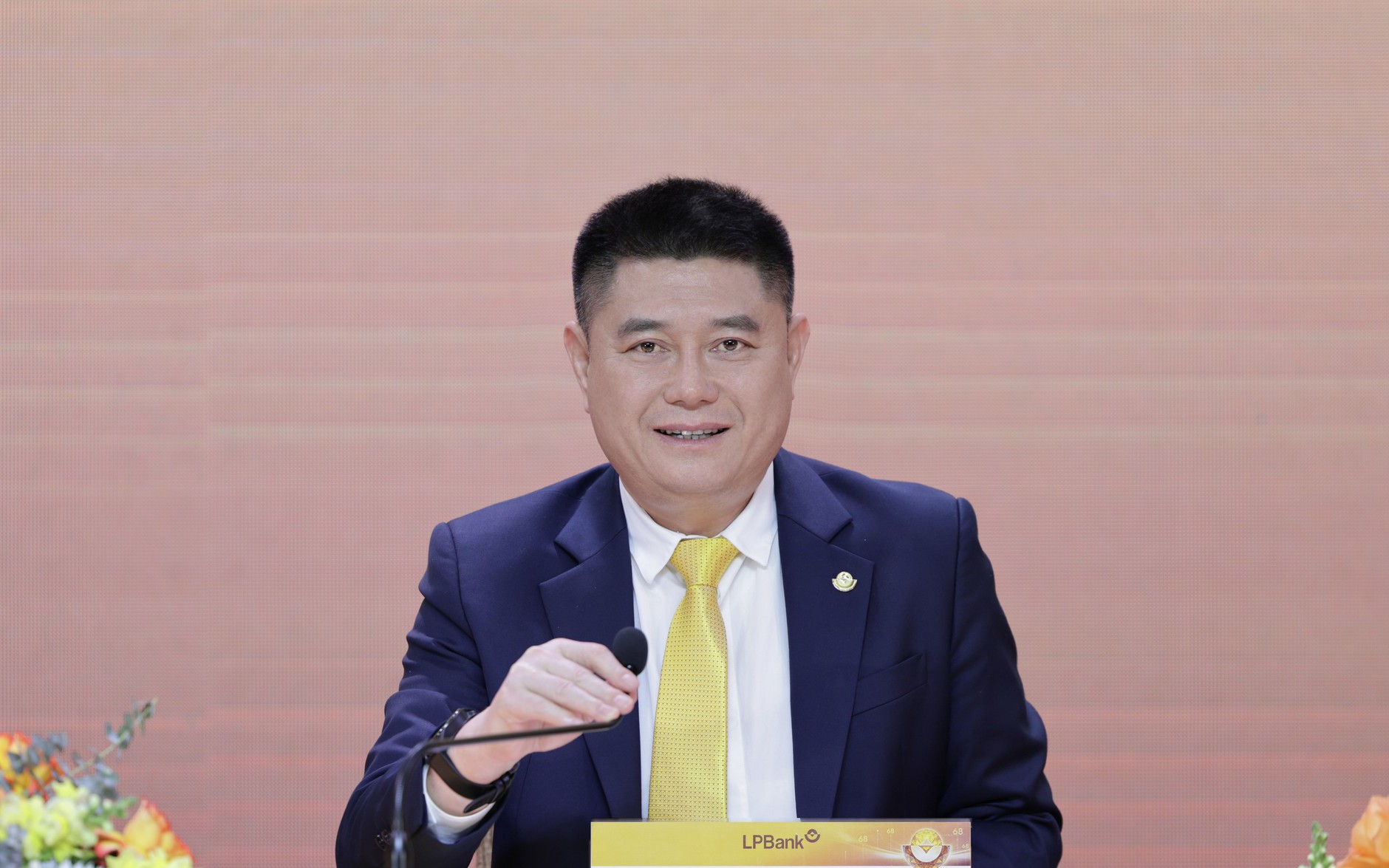 Ông Nguyễn Đức Thụy: “Tôi thường xuyên trao đổi với tỷ phú Phạm Nhật Vượng", đề xuất huy động 600–1.000 tỷ đồng mỗi năm cho bóng đá Việt Nam