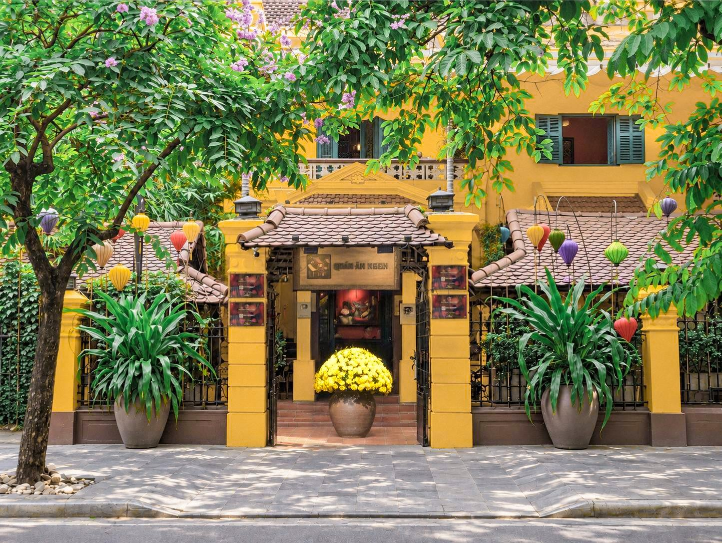 Cùng thương hiệu Trung Quốc, Malaysia, một nhà hàng Việt Nam vừa được gọi tên ở 