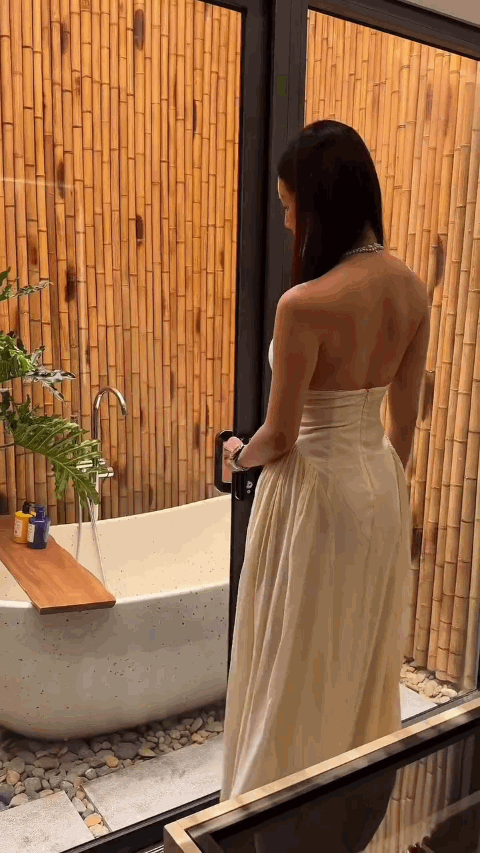 Mỹ nhân miền Tây 8 lần thi hoa hậu: 23 tuổi đã có nhà riêng, vừa tậu thêm 1 cơ ngơi hoành tráng- Ảnh 12.