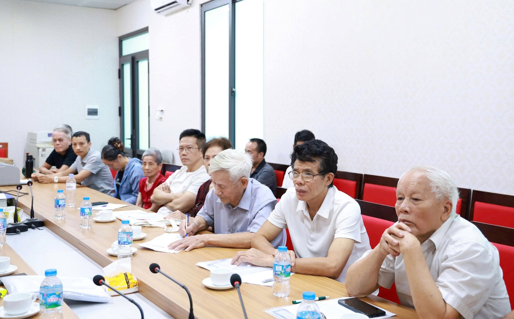 Đối thoại, tháo gỡ vướng mắc giải phóng mặt bằng dự án Khu Công nghệ cao Hòa Lạc- Ảnh 2.
