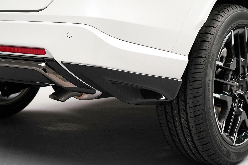 Honda HR-V 2027 ra mắt với gói ngoại thất thể thao, mâm mới, thêm cửa sổ trời toàn cảnh, 10 loa cạnh tranh Xforce, Yaris Cross - Ảnh 7.