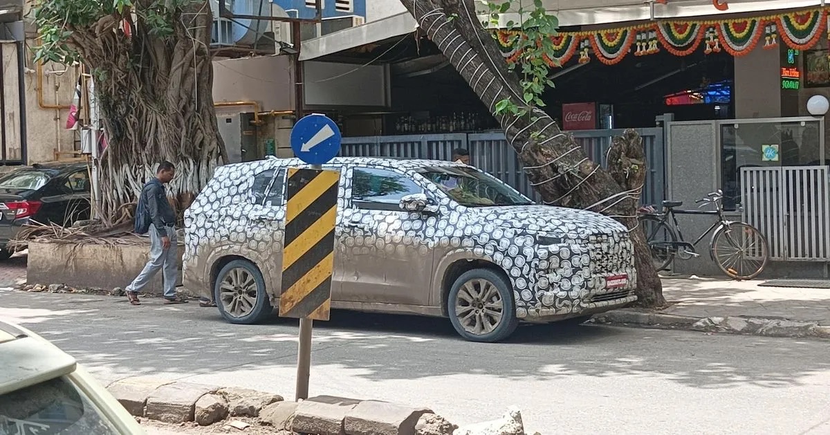 Xem trước Toyota Innova Cross mới sắp ra mắt tháng sau: Mặt trước thay đổi lớn, màn hình lớn hơn, vẫn đủ tùy chọn xăng, hybrid- Ảnh 6.