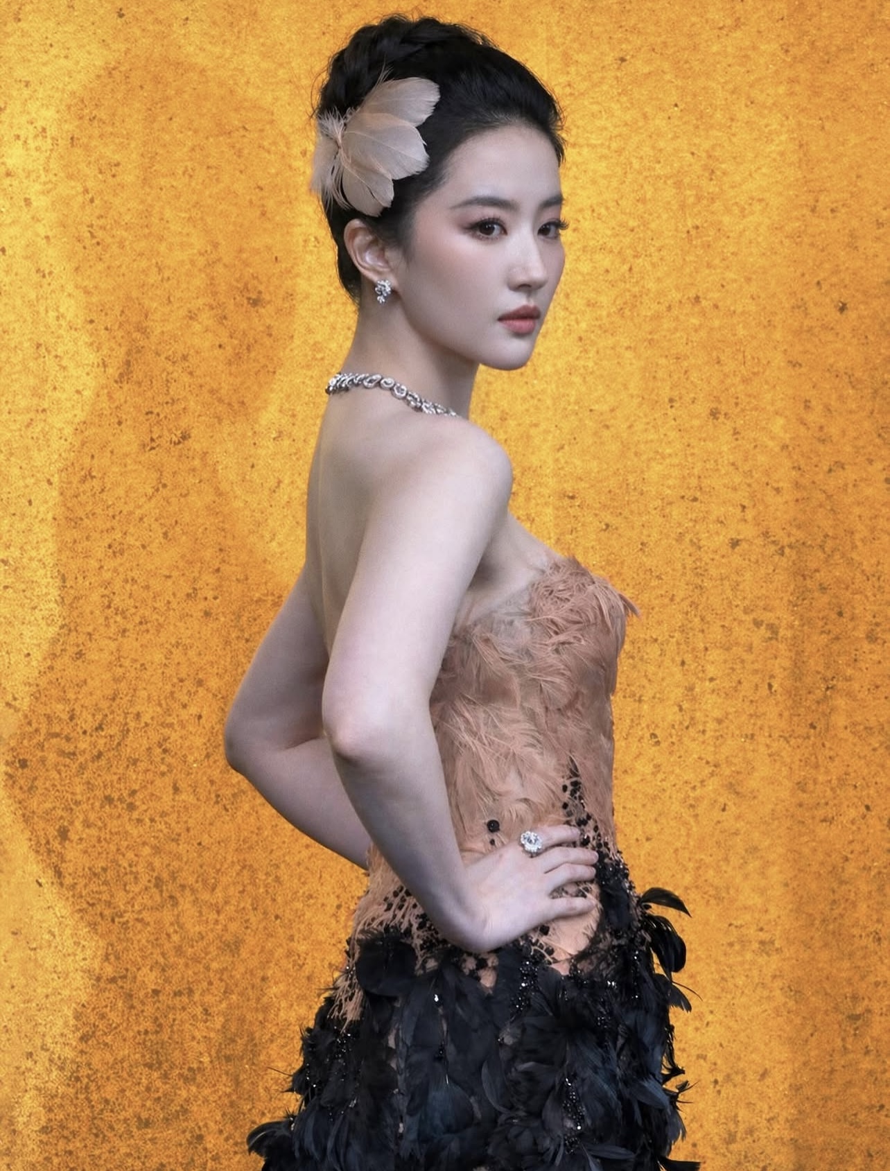 Lưu Diệc Phi bị chê “mất hào quang”- Ảnh 4.