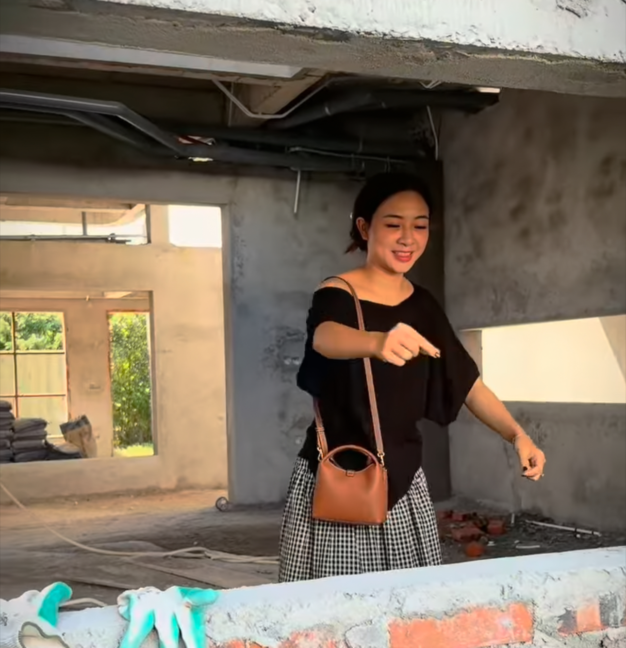 "Dự án thật" 500m2 trị giá hàng chục tỷ đồng của Phan Văn Đức và vợ ở tuổi 30  - Ảnh 1.