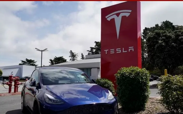 SpaceX và Tesla xem xét sáp nhập thành tập đoàn công nghệ trị giá 3.500 tỷ USD - Ảnh 1.
