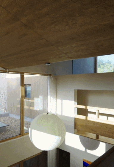 Thuê mảnh đất 130m², ông bố 50 tuổi cải tạo căn nhà 70m² với 15 cửa sổ cho cả đại gia đình ở: Nhìn nhỏ nhưng ai đến cũng tưởng rộng 300m²- Ảnh 14.