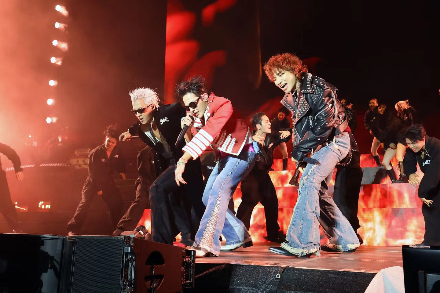 Mỹ nhân Việt lên đồ “đi đu” concert BIGBANG: Người mặc giản dị vẫn xinh, người thì sành điệu hết nấc- Ảnh 1.