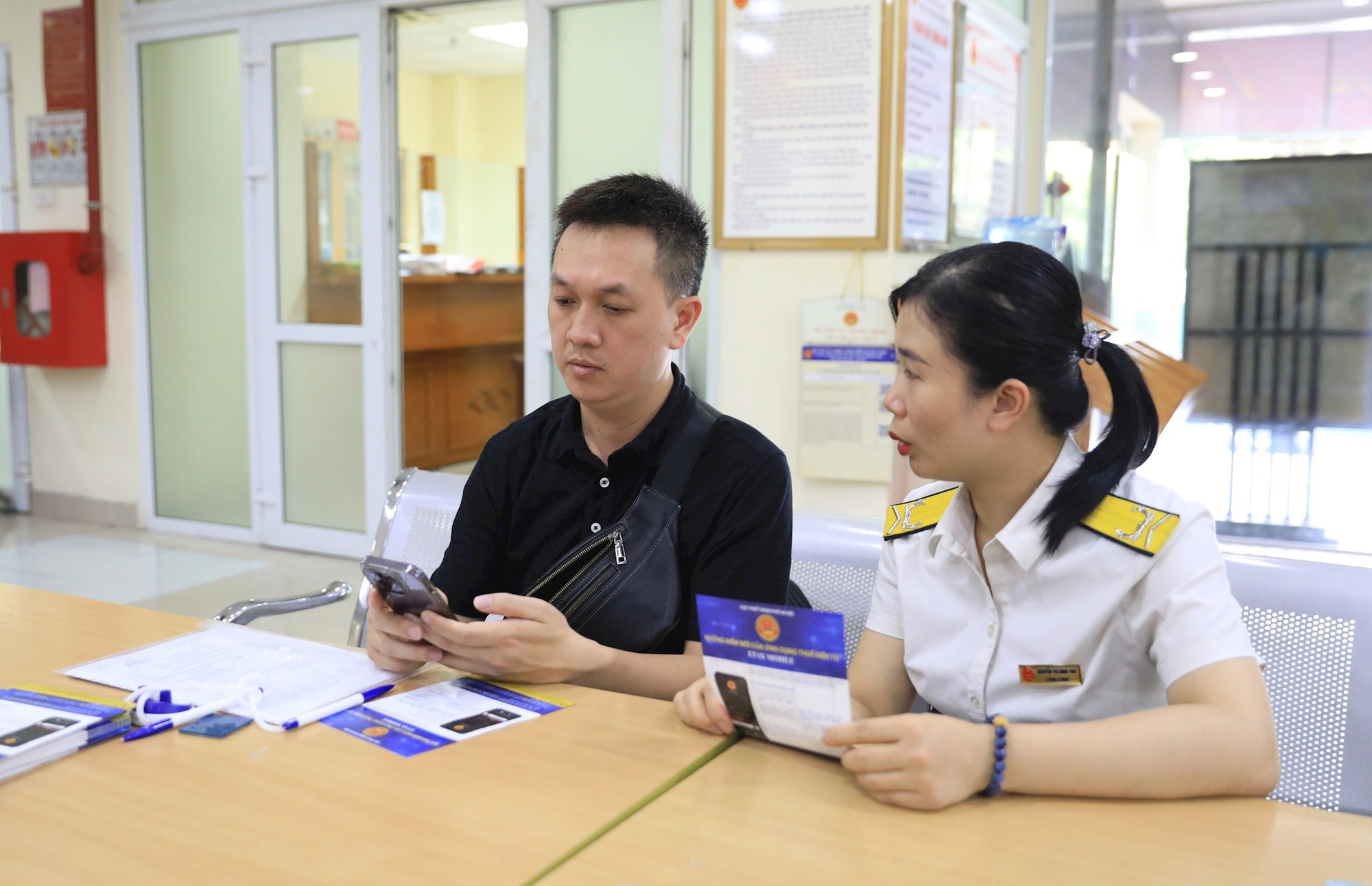 Phó Chủ tịch kiêm Tổng Thư ký Hội Tư vấn Thuế Việt Nam Lê Thị Duyên Hải: Làm sạch dữ liệu thuế để quản lý minh bạch, chống thất thu
       - Ảnh 2.