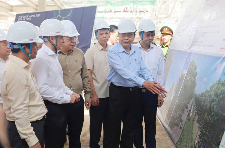 Chủ tịch Quốc hội: Công trình phục vụ APEC tại Phú Quốc phải đúng, đủ, đẹp- Ảnh 2.