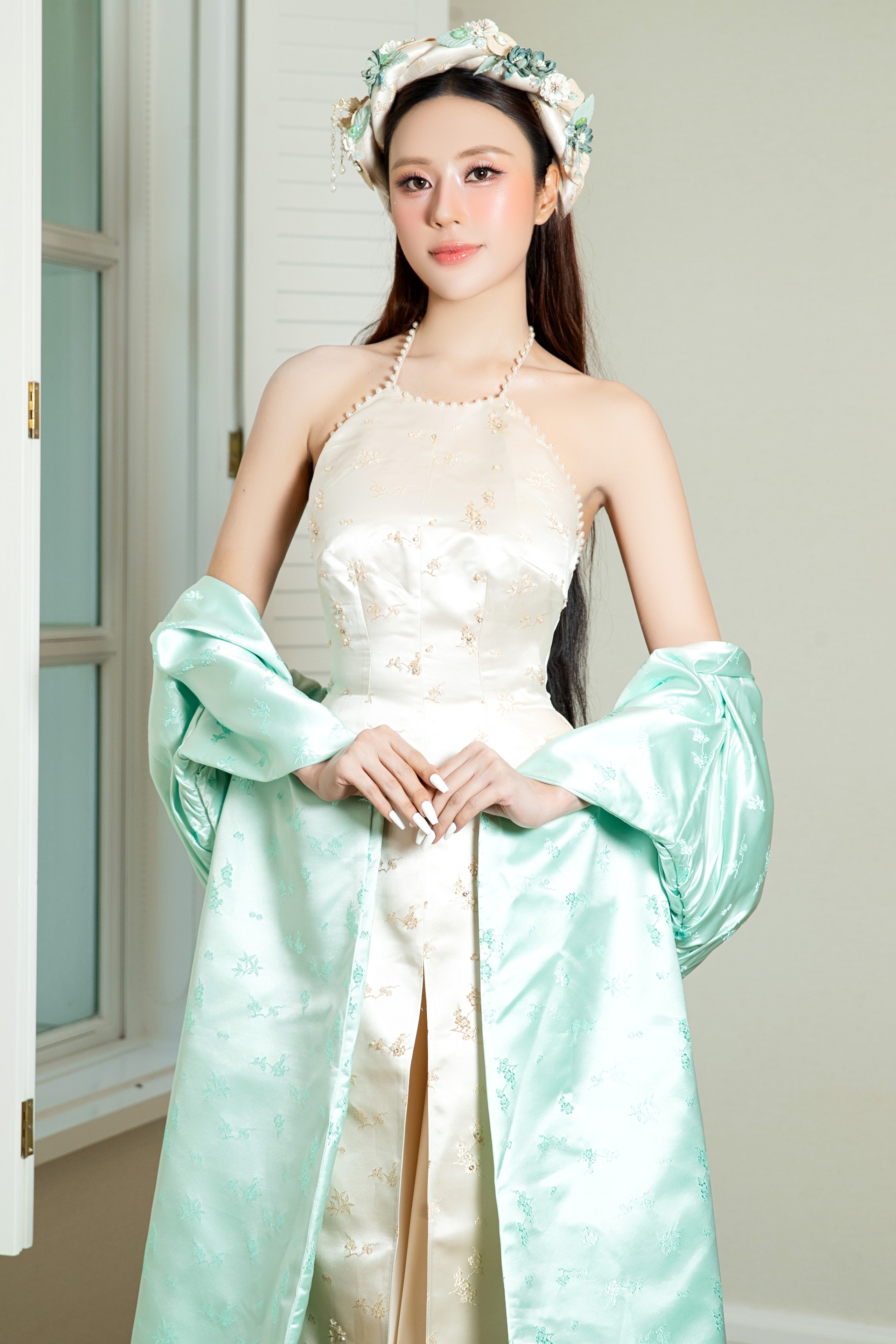 Tô Diệp Hà đảm nhận vai diễn đặc biệt trong Chị Chị Em Em 3: Nhân vật không có trong nguyên tác, được NSND Lê Khanh chỉ dạy - Ảnh 1.