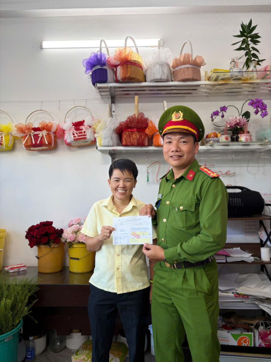 Nguyễn Quốc Quy SN 1984 chuyển khoản 350.000.000 đồng tới tài khoản của Nguyễn Thị Châu ở Quảng Ngãi: Công an rà soát giao dịch - Ảnh 1.