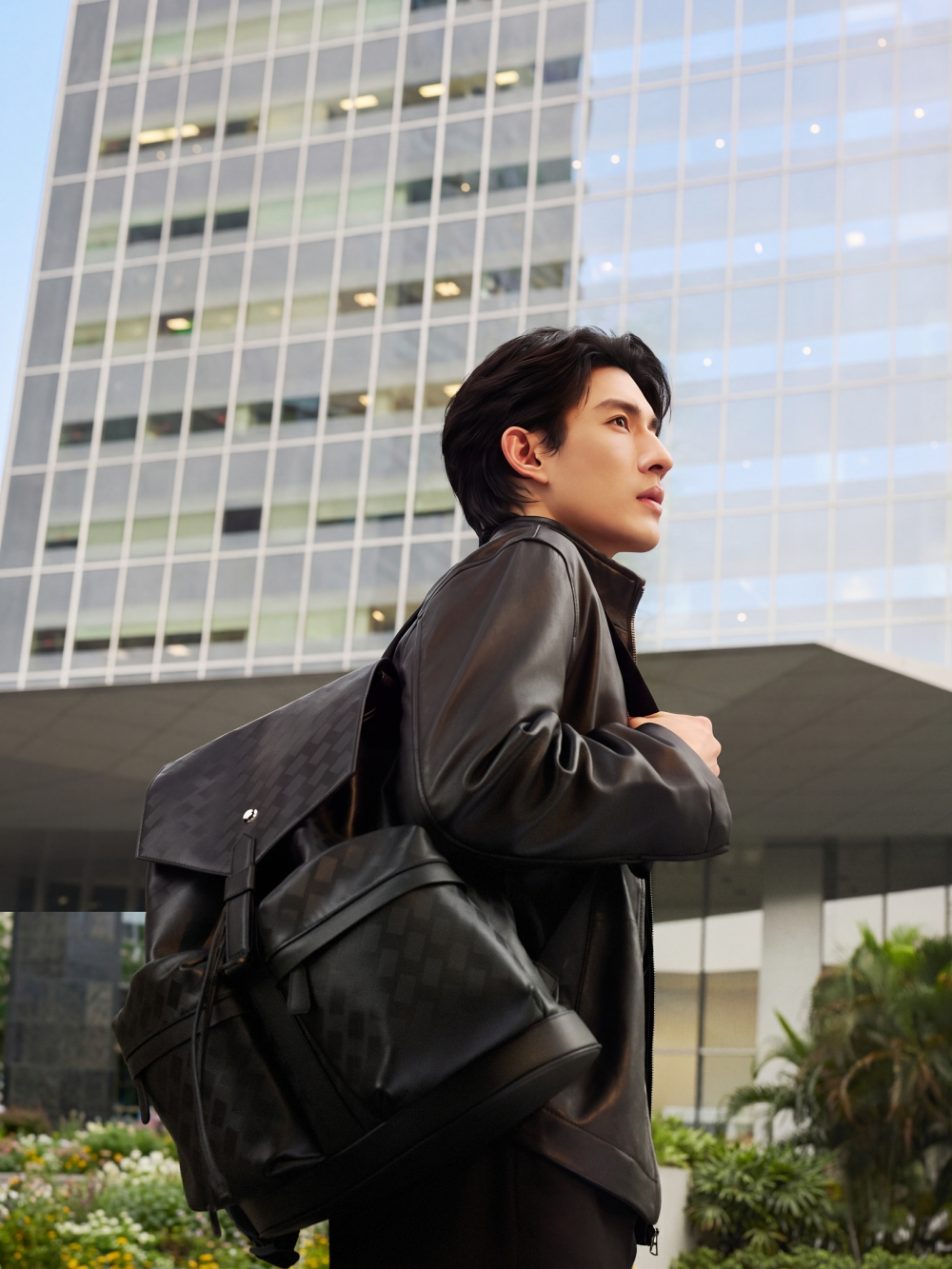 Từng bán vật phẩm nhỏ xíu với giá bằng cả căn nhà, thương hiệu Đức ra mắt BST mới: Biểu tượng của phong thái và sự tinh tế - Ảnh 4.