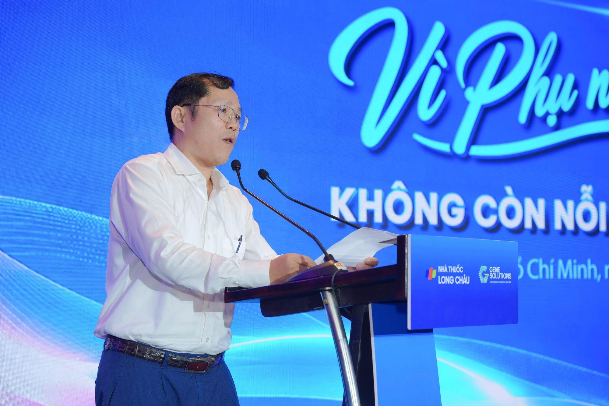 Long Châu đồng hành trao tặng ngành y tế địa phương 3.000 gói tầm soát ung thư - Ảnh 6.