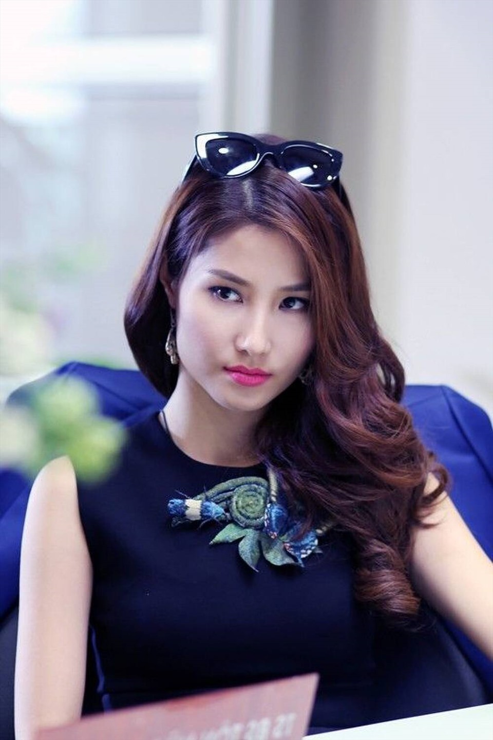 Hot girl Ngoại thương giờ làm dâu gia tộc kín tiếng, vừa cưới được nhà chồng tặng biệt thự có cả hầm rượu - Ảnh 3.
