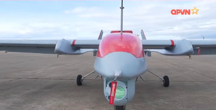 Viettel chế tạo thành công máy bay UAV sải cánh 18m, bán kính hoạt động 1.000 km: Đã đến Trường Sa với “mắt thần” AI - Ảnh 4. Viettel chế tạo thành công máy bay UAV sải cánh 18m, bán kính hoạt động 1.000 km: Đã đến Trường Sa với “mắt thần” AI - Ảnh 4.