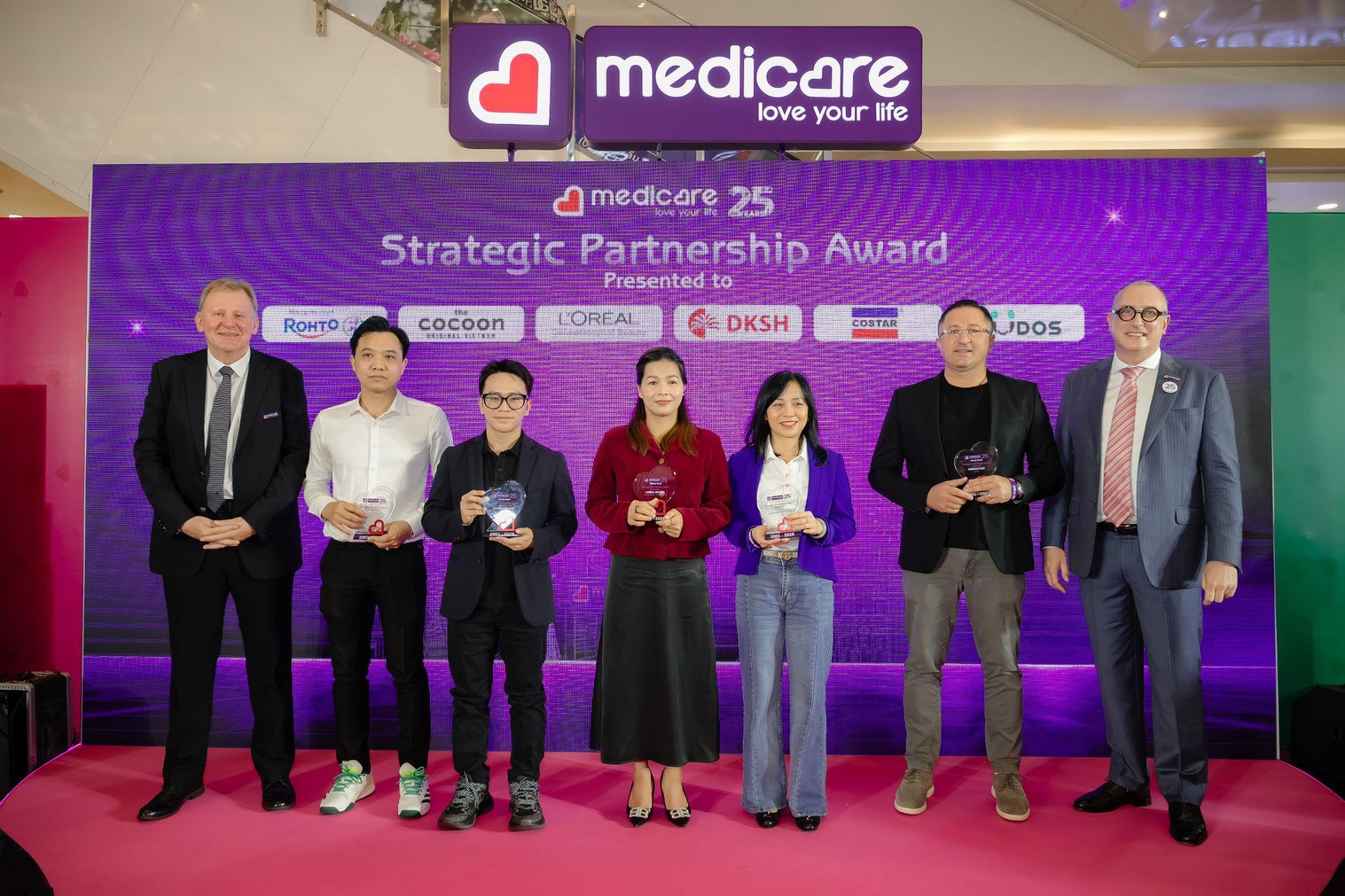 MEDiCARE 25 năm: Kết nối đối tác, mở ra giai đoạn tăng trưởng mới 2026 - 2030 - Ảnh 3.