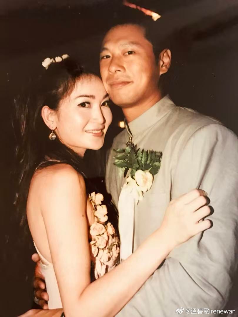 Cả showbiz hiếm ai lấy chồng viên mãn như mỹ nhân này: Được cưng chiều suốt 26 năm, không phải chịu quy tắc dâu hào môn- Ảnh 3.