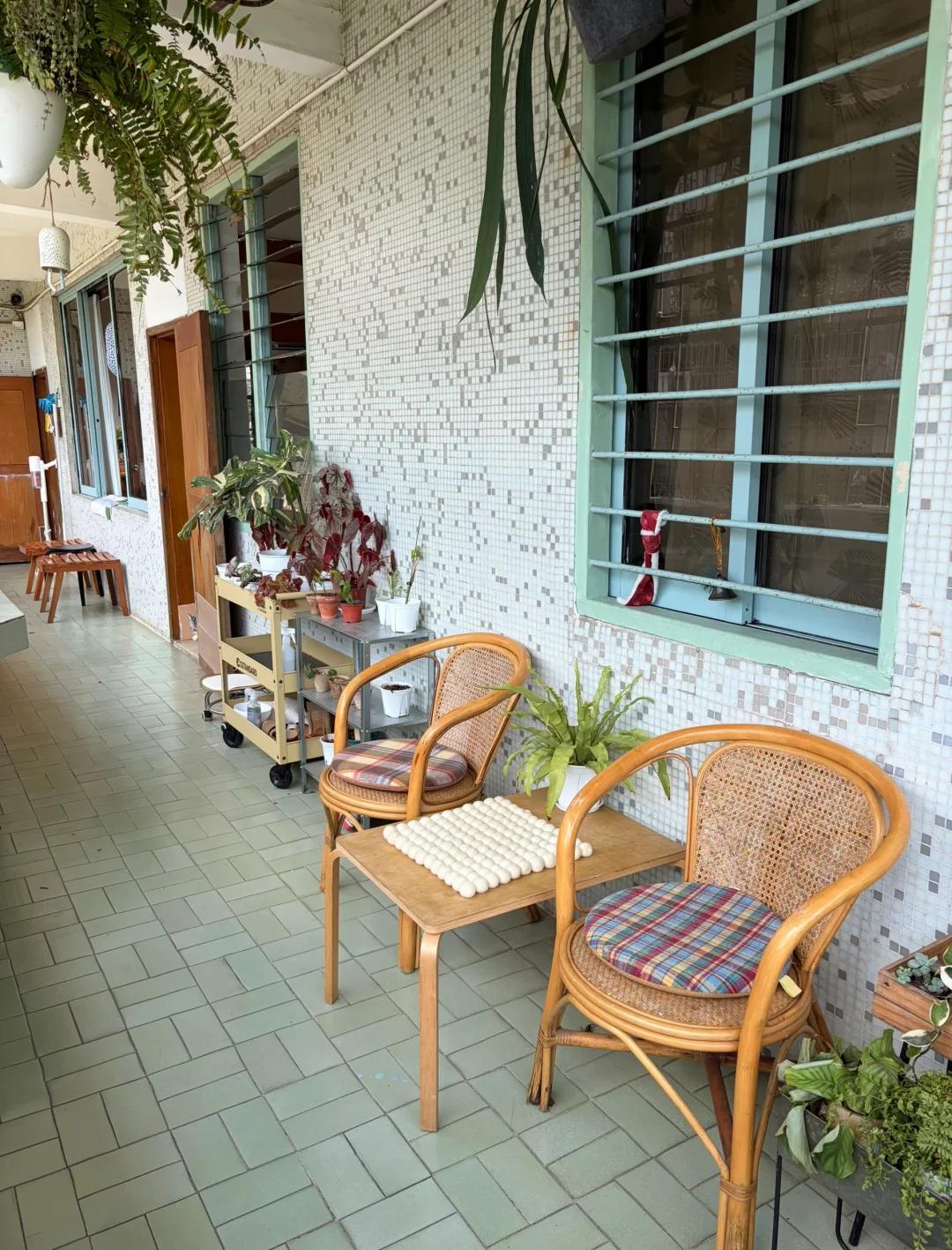 Bỏ căn hộ 50m² để chuyển vào nhà tập thể cũ 160m², ở một thời gian chủ nhà phải thốt lên: Như này mới là đáng sống! - Ảnh 9.