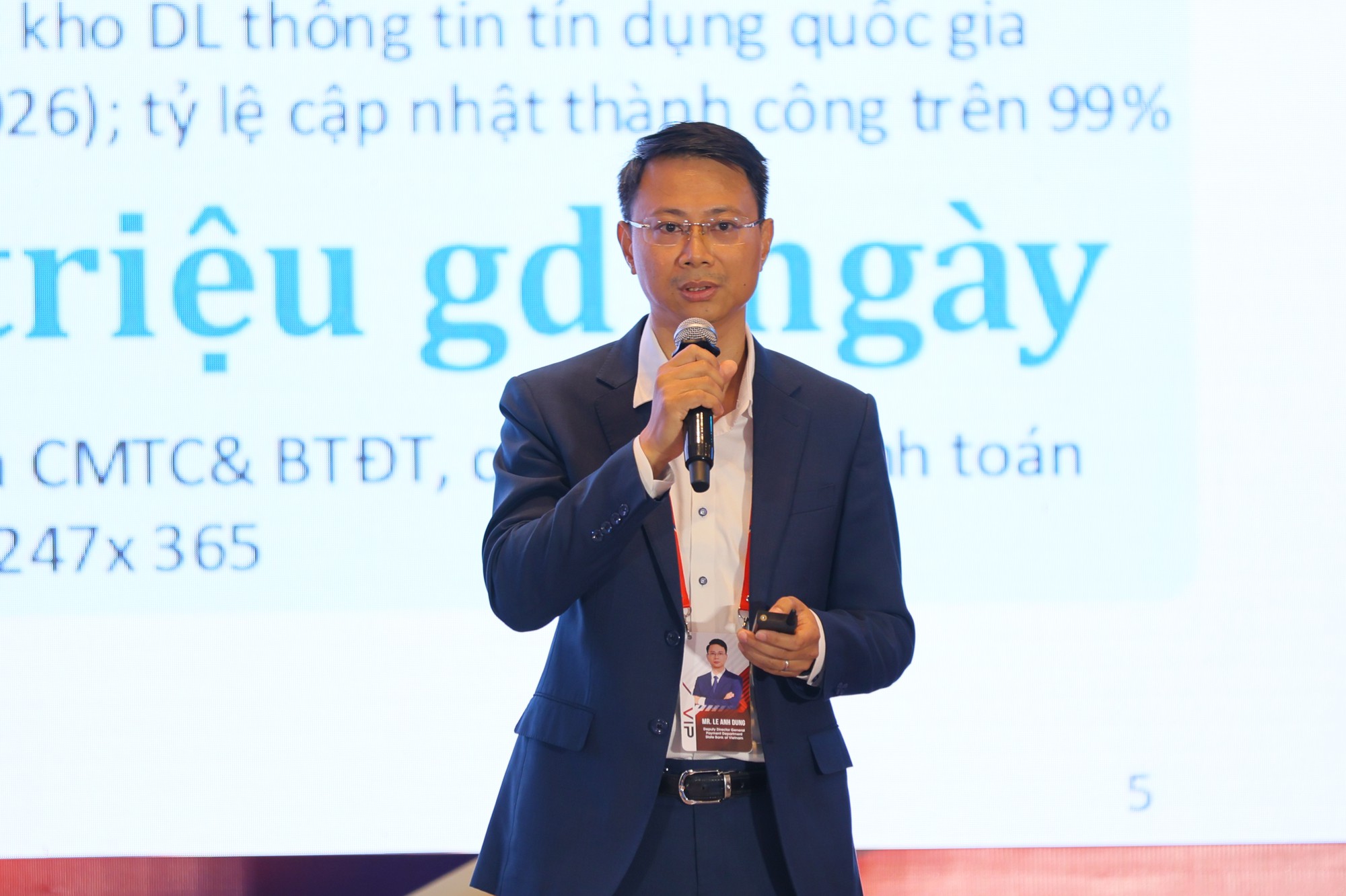 "Ngân hàng phải tính đến định danh người không phải là người" - Ảnh 1.