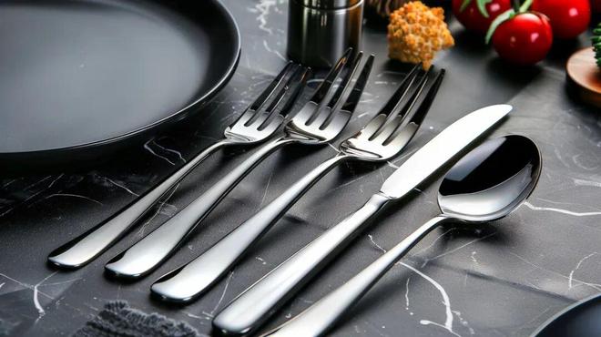 Lời khuyên cho gia đình dùng dụng cụ ăn uống bằng inox- Ảnh 1.