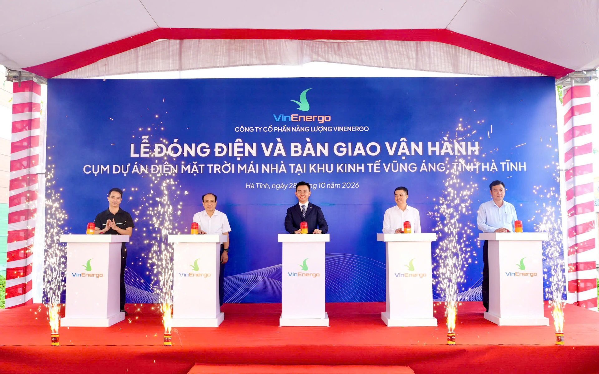 Công ty năng lượng của tỷ phú Phạm Nhật Vượng bắt đầu cấp điện trực tiếp cho các nhà máy VinFast, VinES tại Hà Tĩnh, tiết kiệm 3,5 tỷ đồng/năm