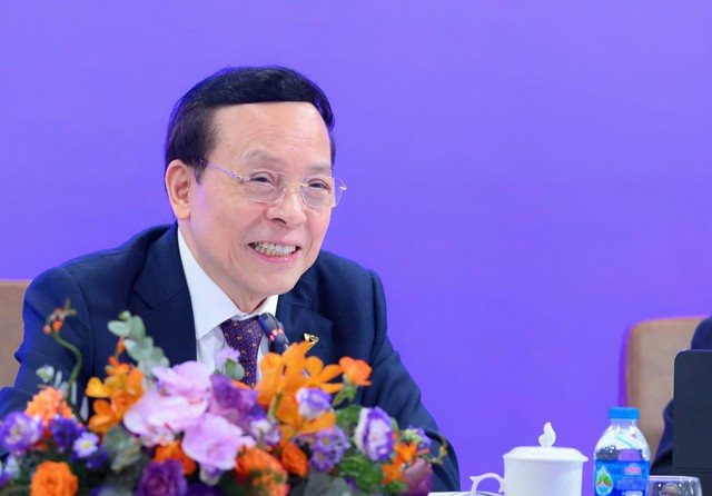 Việt Nam có gia đình cha làm nghề thủ công nuôi 11 người con, các thế hệ đều thành đạt- Ảnh 3.
