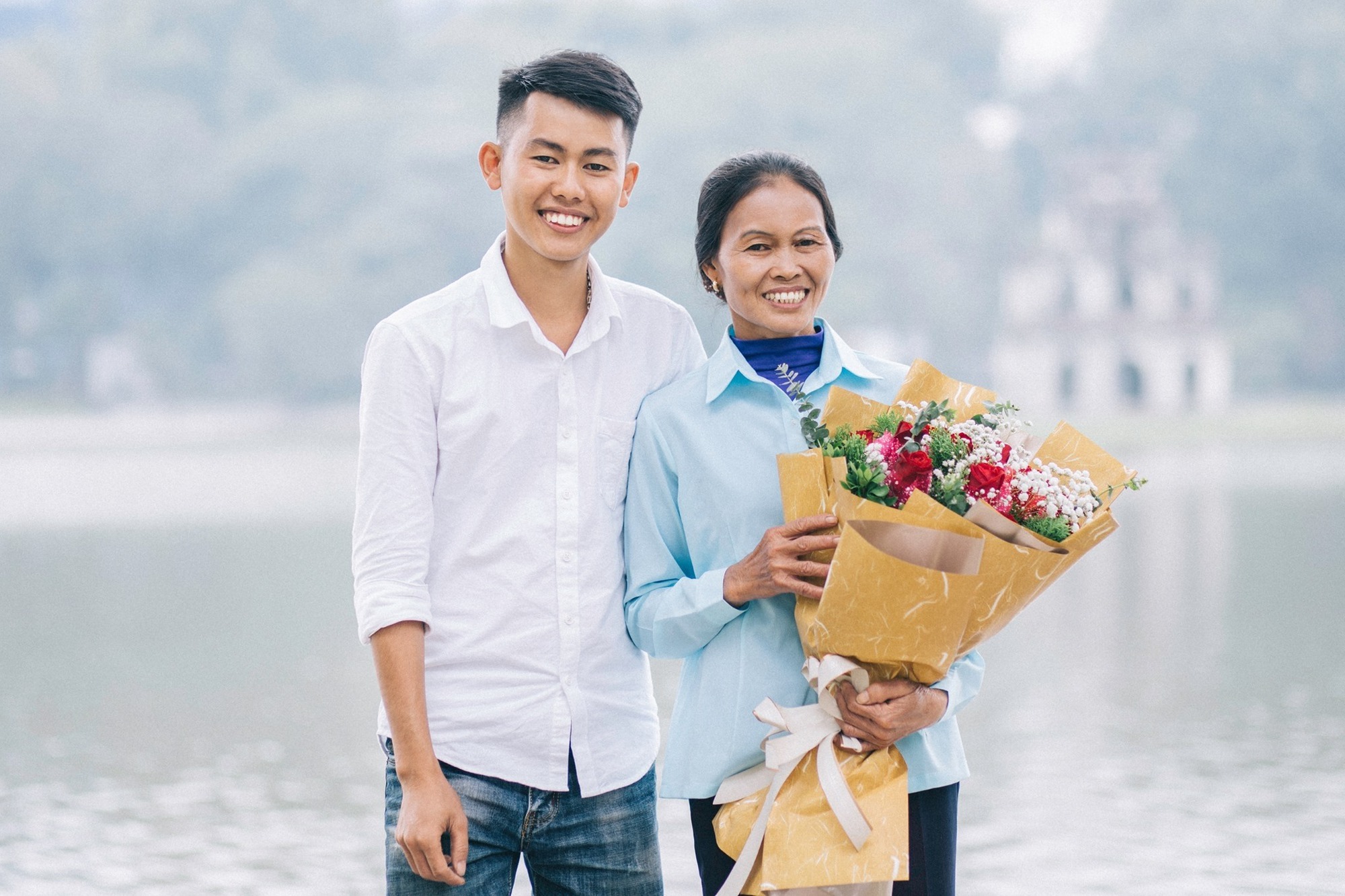 Thu nhập của Đồng Văn Hùng kênh 'Ẩm thực mẹ làm' - Ảnh 1.