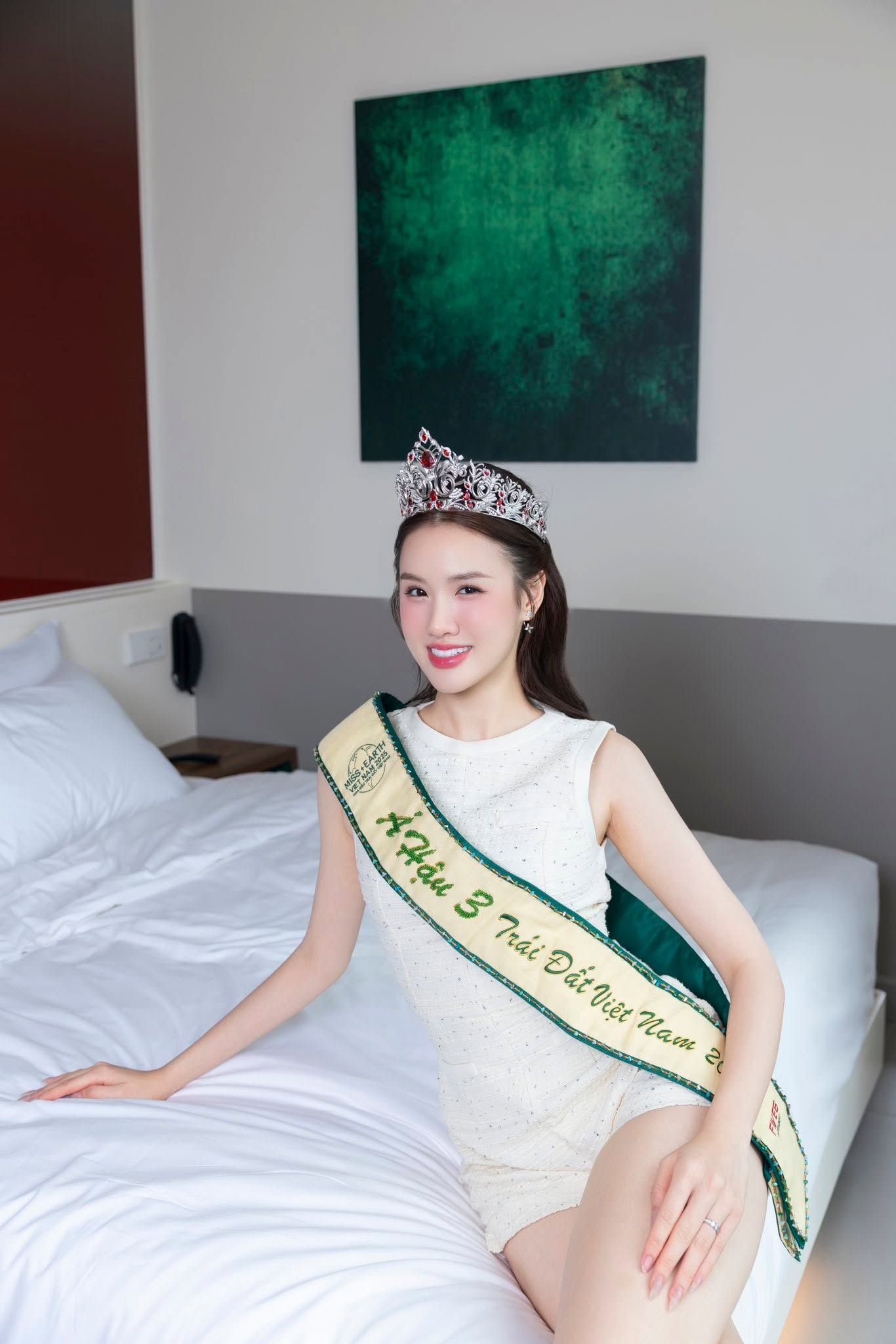 Nguyễn Quỳnh Anh là Miss Universe Vietnam 2026, rapper Pháo đăng quang Á hậu- Ảnh 8.