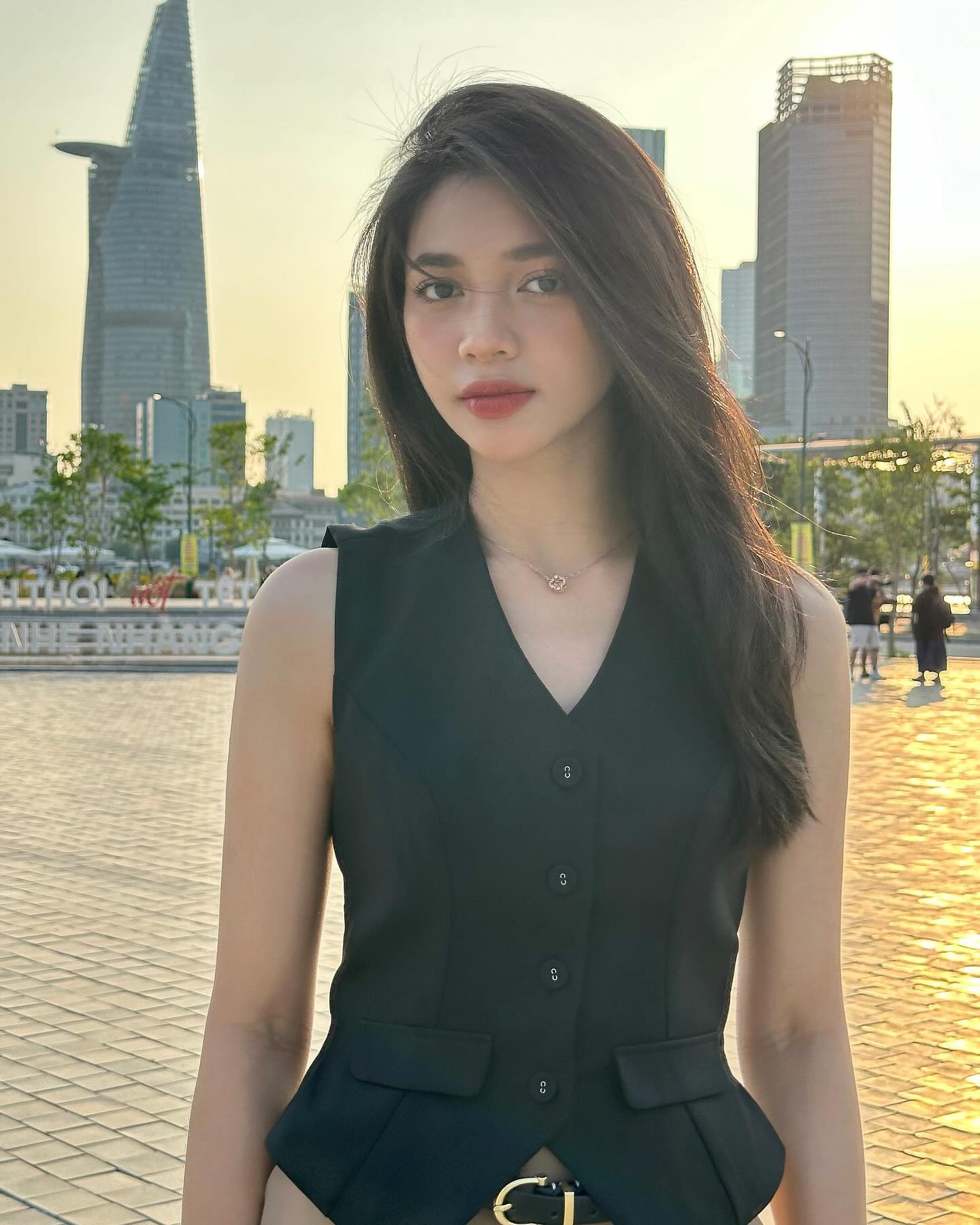 Mỹ nhân phim Việt trăm tỷ vượt mặt hàng trăm người nhờ tẩy trang- Ảnh 11.