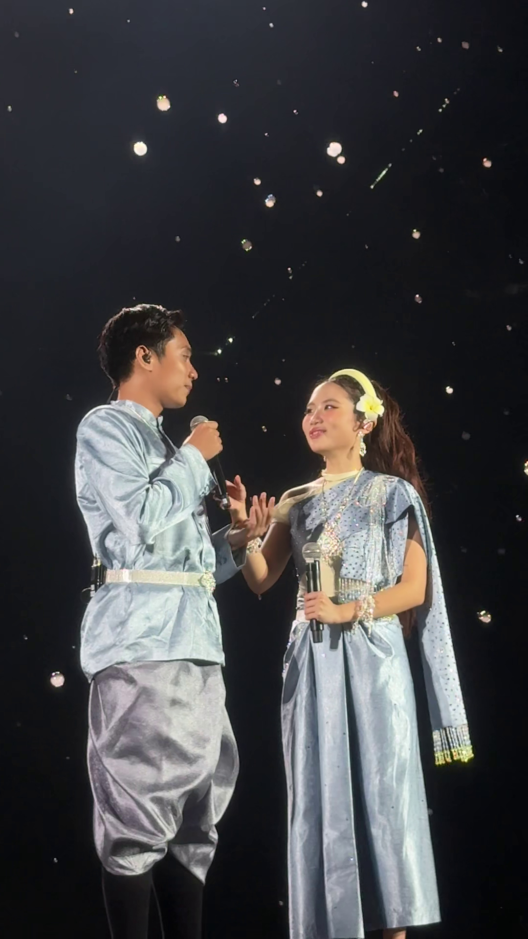 “Chú rể” của Phương Mỹ Chi bày tỏ trong đám cưới tại TP.HCM: "Được gặp em là điều rất đặc biệt"- Ảnh 6.