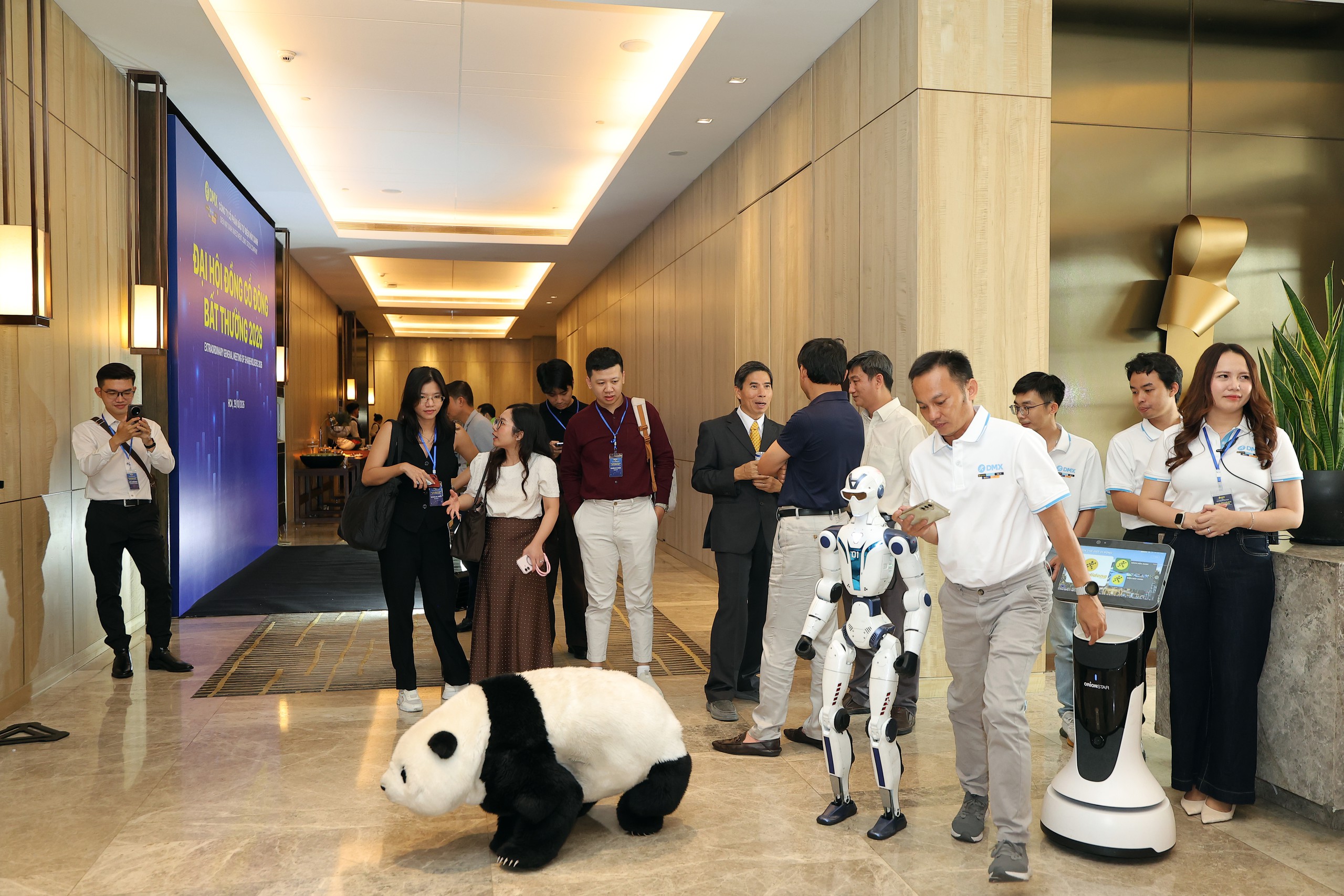DMX ra mắt ban lãnh đạo House of Future tại đại hội cổ đông - Ảnh 6.