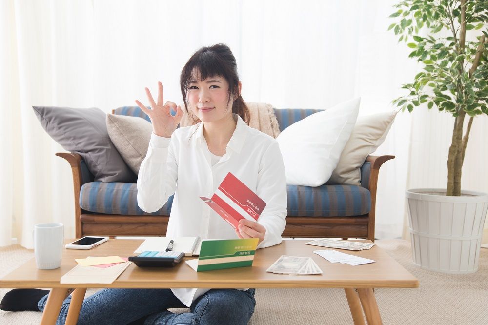 Lãi suất tăng, có nên rút sổ tiết kiệm cũ để gửi lại?  - Ảnh 2.