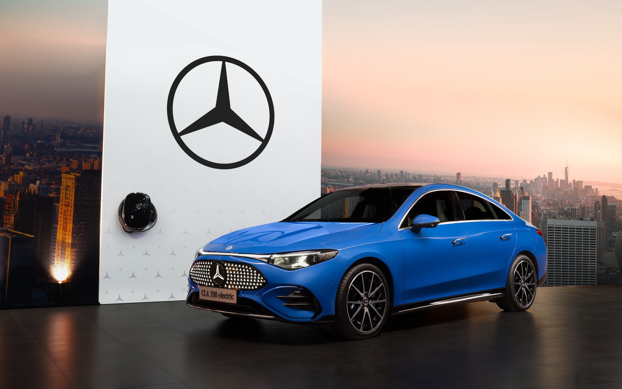 Giá 1,6 tỷ, mẫu xe điện giá rẻ nhất của Mercedes-Benz tại Việt Nam có gì?